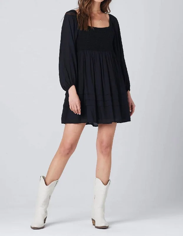 Sydnie Mini Dress In Black