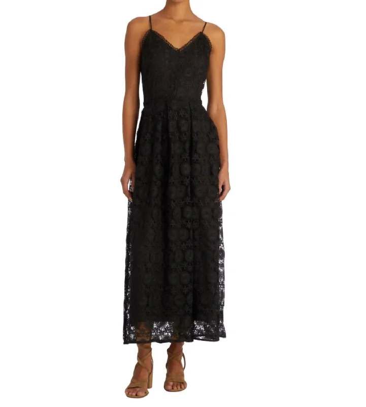 Nyla Dress In Black