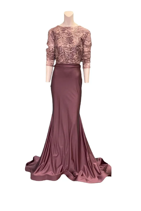 Long Sleeve Lace Evening Gown In Champagne